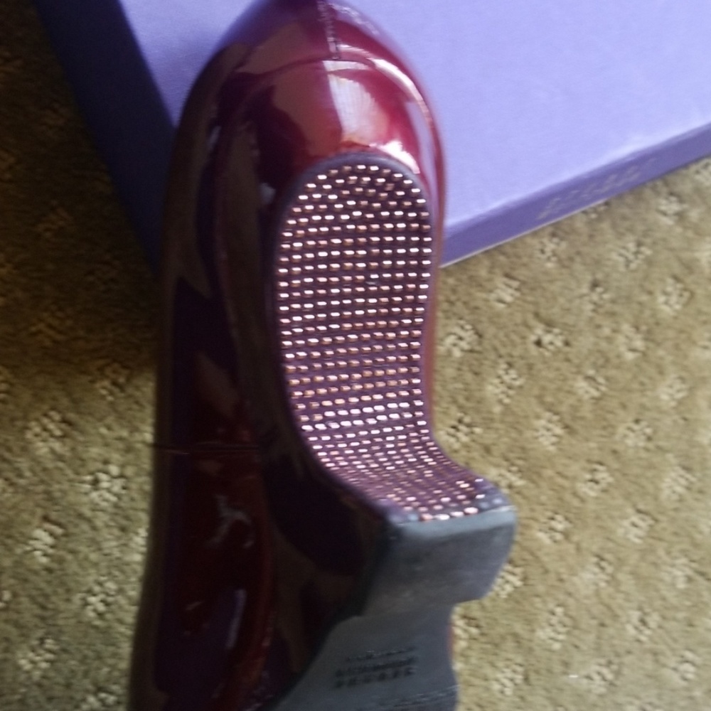 Shoes - Picture 3 of 5